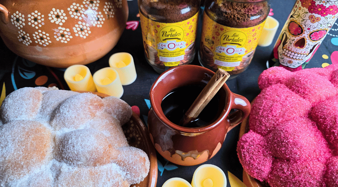 PAN DE MUERTO CON CAFE OLLA LOS PORTALES